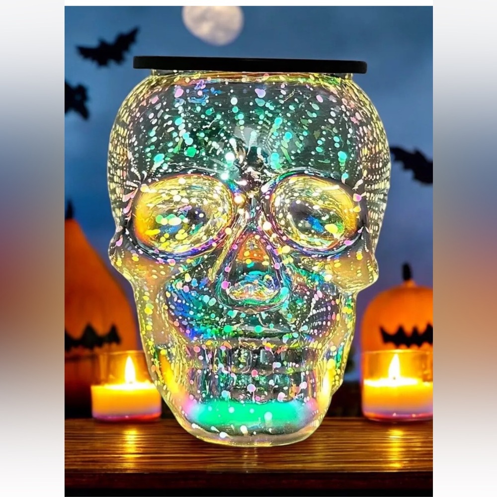 Celebrate Together Halloween LED Skull Bulb Illumination Wax Warmer New
